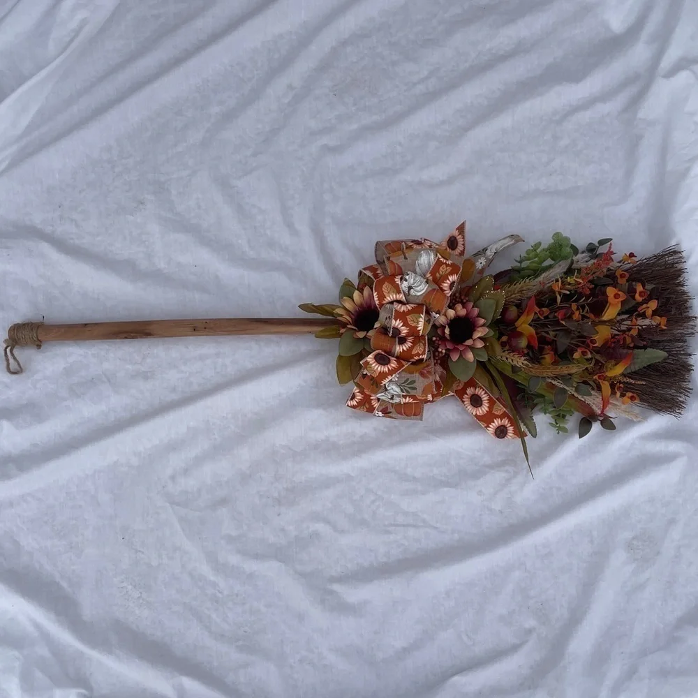 HANDMADE Cinnamon scented broomstick wreath/door hanger fall/halloween decor